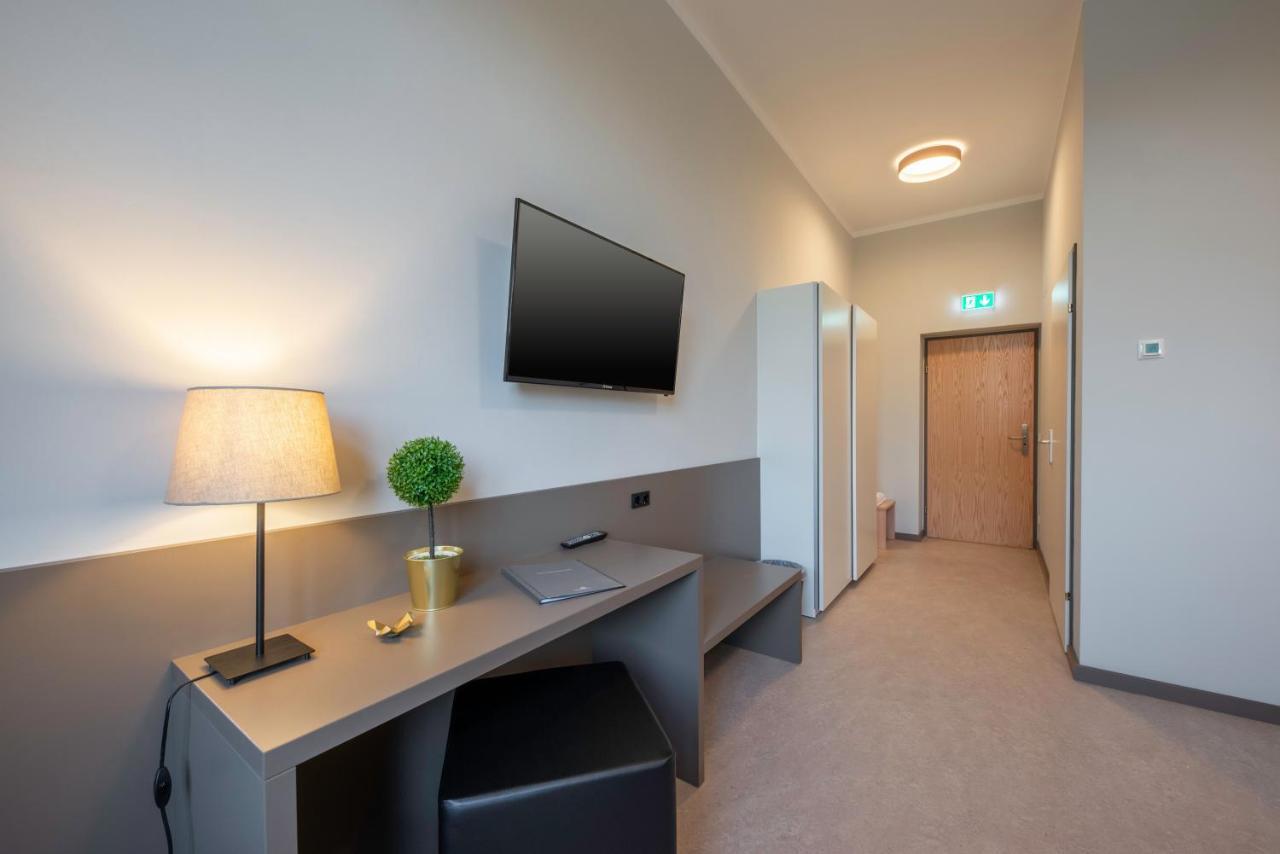 Campus Horn Hotell Exteriör bild