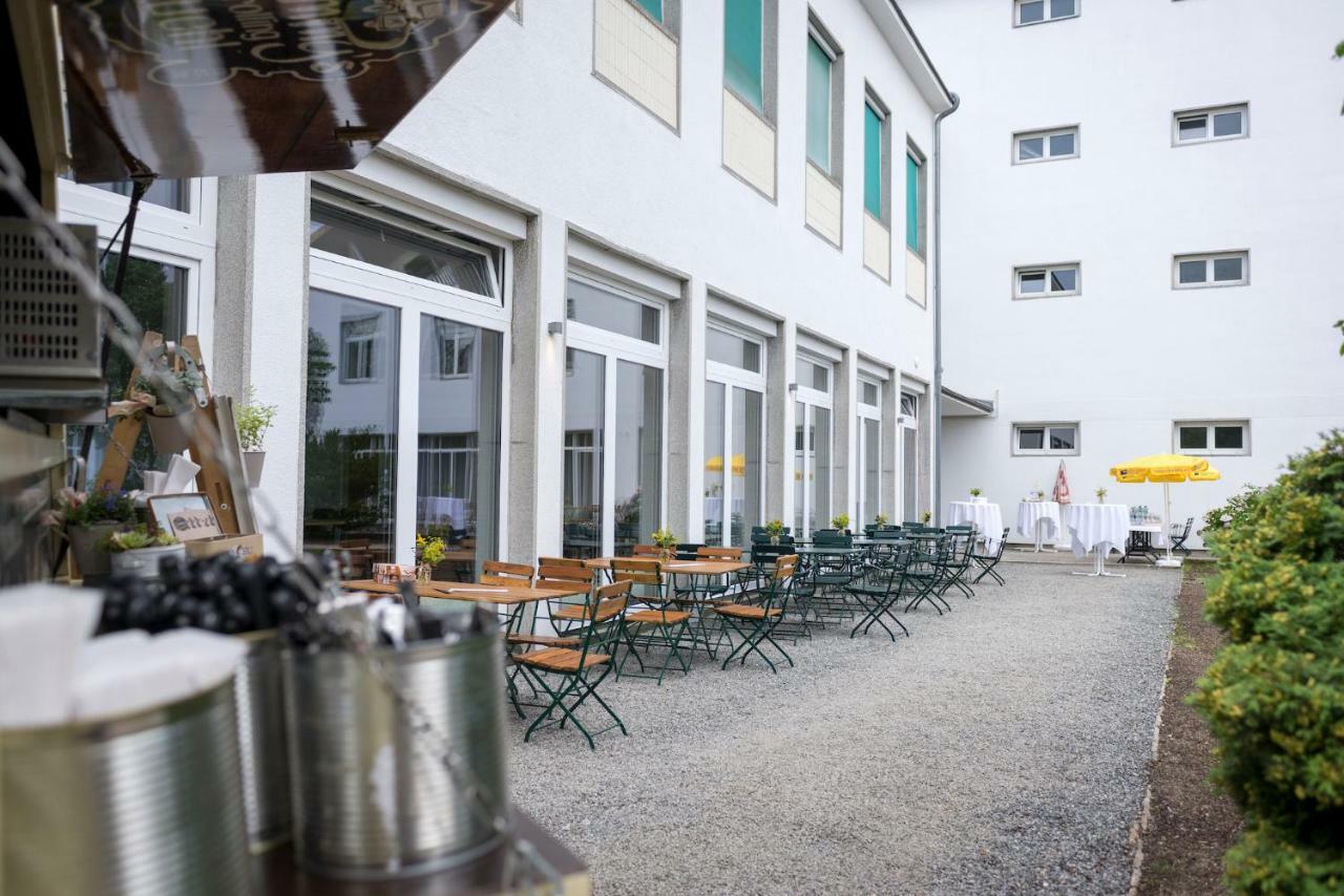 Campus Horn Hotell Exteriör bild