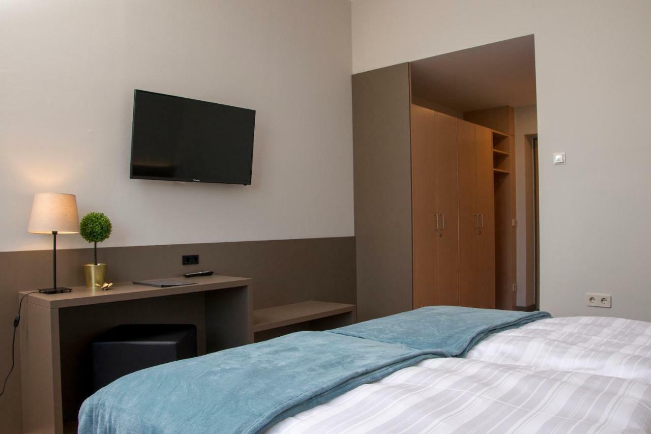 Campus Horn Hotell Exteriör bild